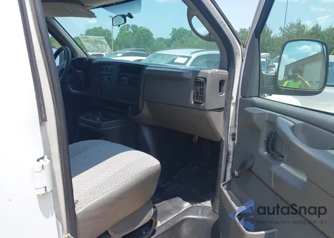 2006 Chevrolet Express Work Van z USA, uszkodzony, nr VIN 1GCGG29U161103541